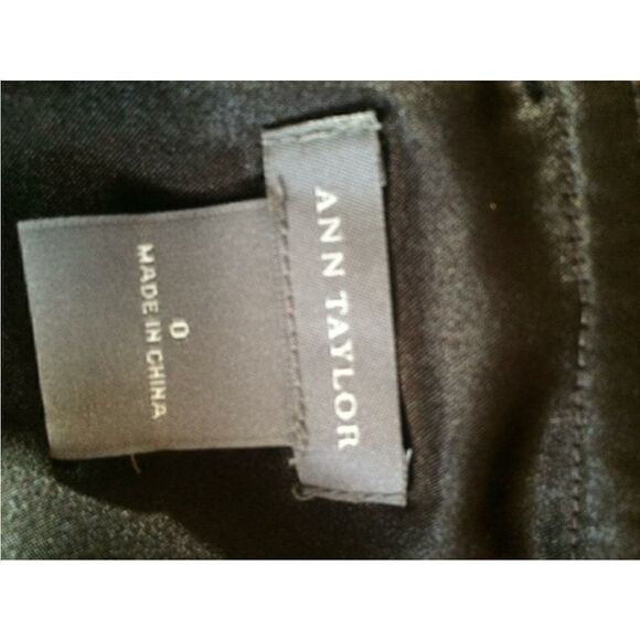 Banana Republic Silk and Sequin Paisley Halter Top - Picture 4 of 9